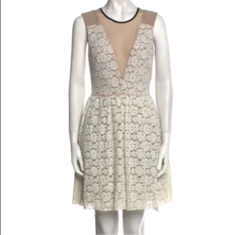 🚨MUST GO! I am doing an edit in my closet!🚨Allen Schwartz Lace ALine Dress Sz8